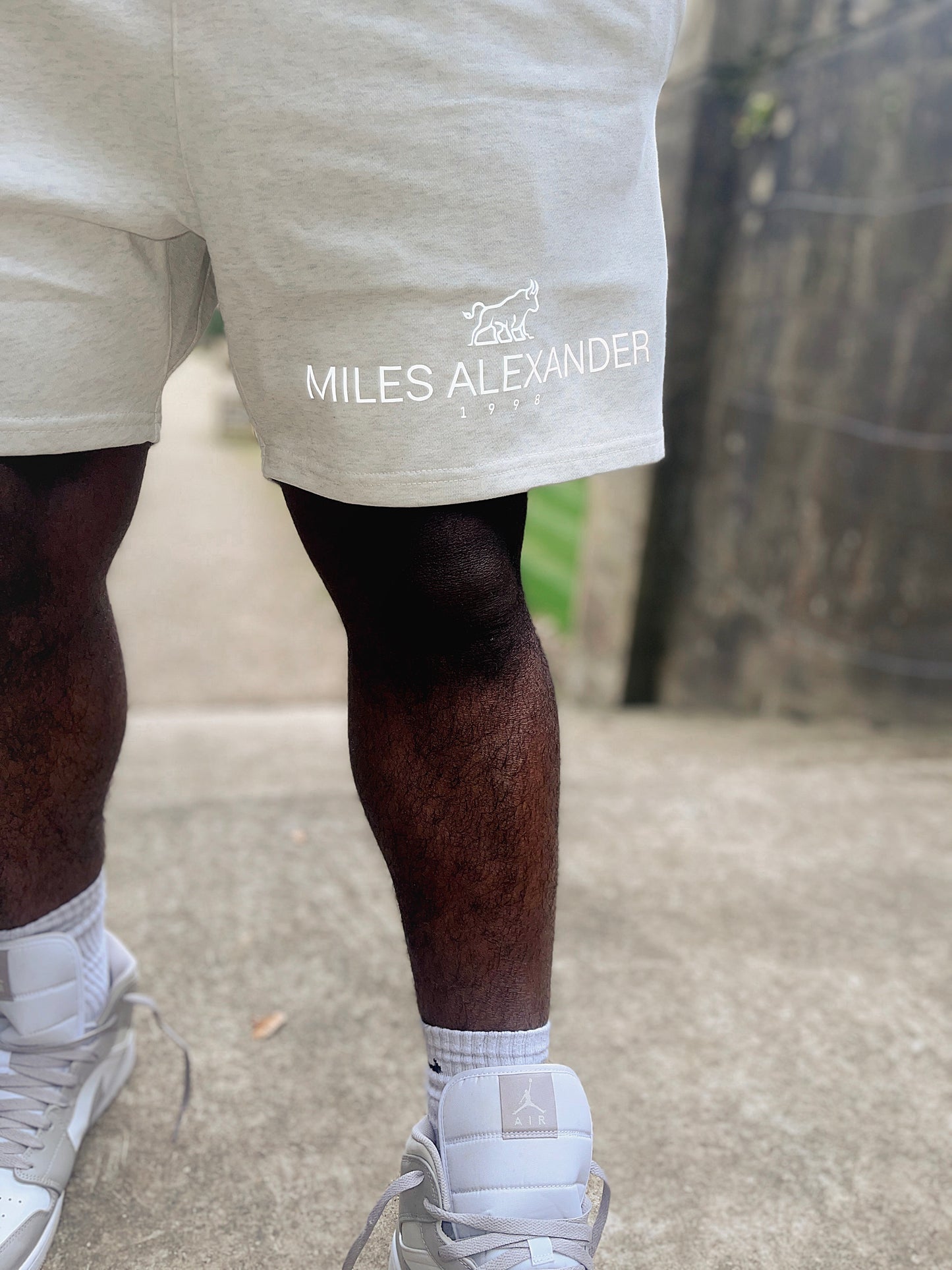 MILES ALEXANDER - LIGHT GREY SHORTS